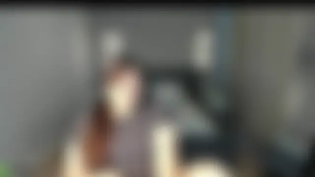 Evelyne_Loo's Webcam Show