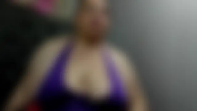غرفة دردشة koral_busty المباشرة