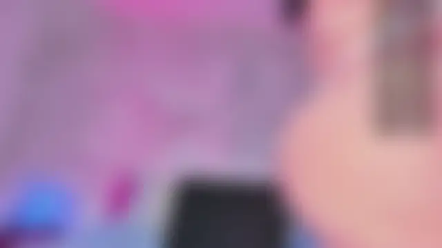 emmajohnssのライブチャットルーム