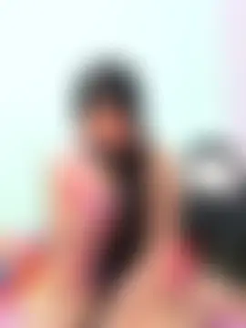 18_year_old_girl Adlı Modelin Canlı Sohbet Odası