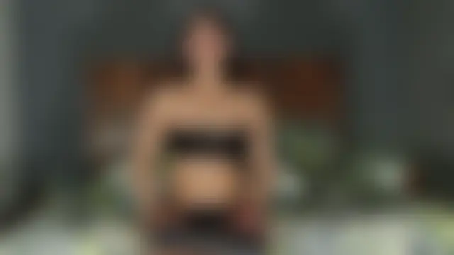 LauraaPeachh1 Ruang Obrolan Langsung