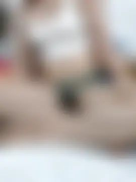 غرفة دردشة -Hallie- المباشرة