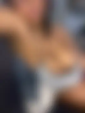 Živý XXX chat YellowHoneyDip