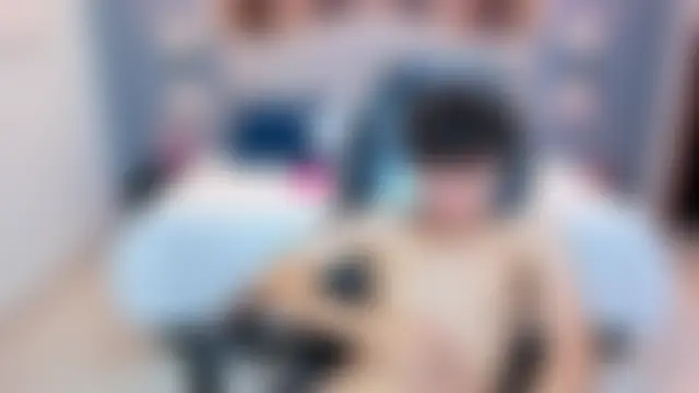 Tommy18__: онлайн-секс-чат