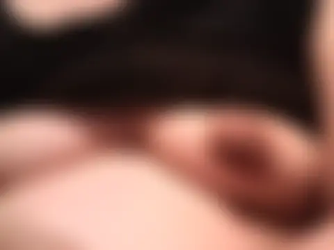 squirtshantal's Live Chat Room