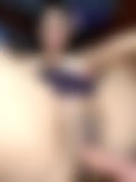 KattalellaGomez লাইভ চ্যাট রুম