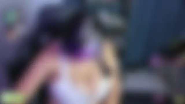 Roxy_clark élő chatszobája