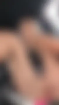 Risky_girl23_ Adlı Modelin Canlı XXX Sohbeti