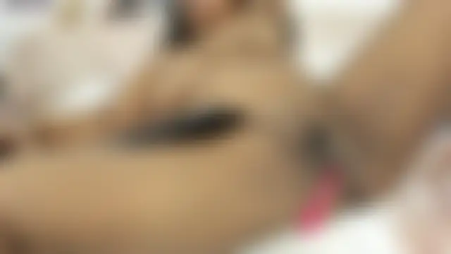 غرفة دردشة HornyMariu المباشرة