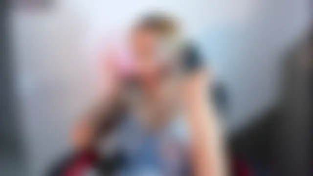 Pokazy przed kamerką – Amanda_klaire