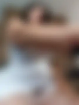 Phòng Chat Trực Tiếp celeste_curvy