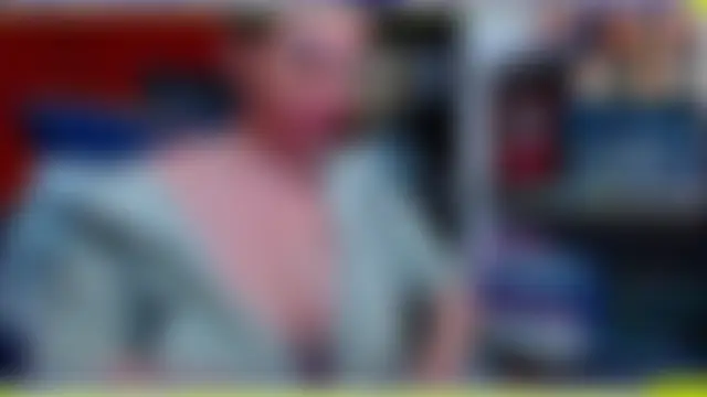 cuminmenowbbyx's Live Chat Room