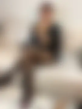 Savvanahh: διαδικτυακό σόου στην κάμερα