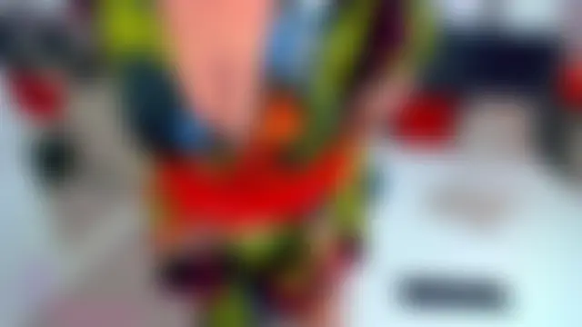 SuzzySun – Naživo chatovacia miestnosť