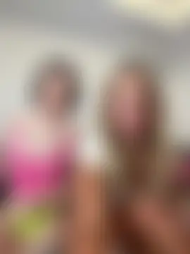 Show modela SophieVJ na web-kameri