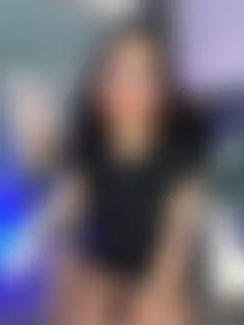 Esmeralda_CO Adlı Modelin Canlı Sohbet Odası