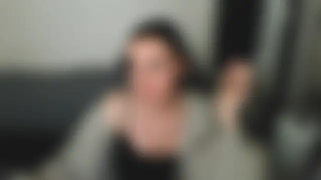 CloveLove élő XXX-chatje