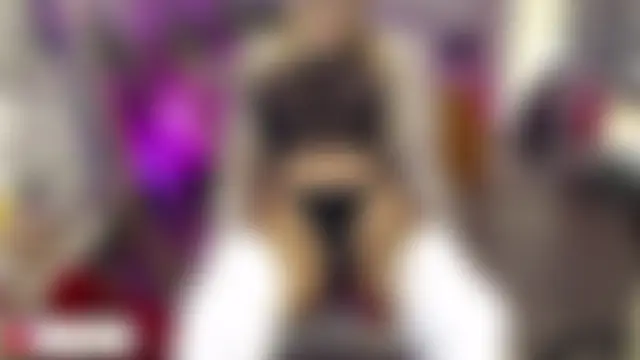 ArianaArianna: δωμάτιο απευθείας συνομιλίας