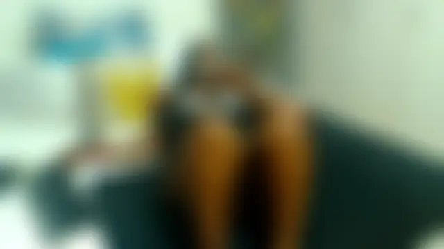 Brunettedevon33 网络视讯表演