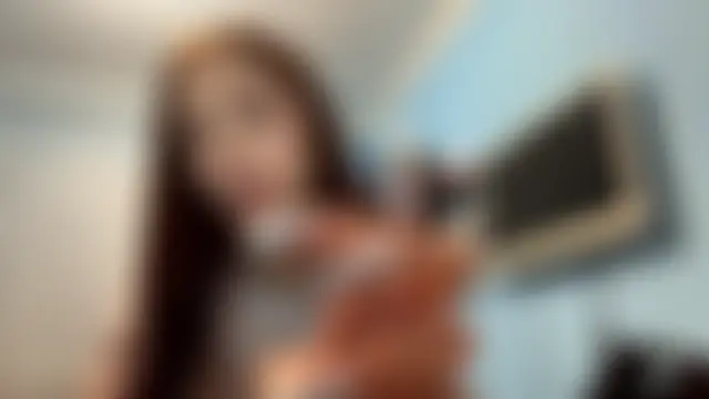 RuthieVien Show in webcam