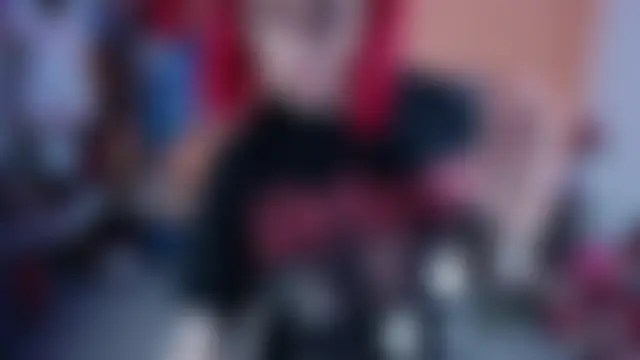 MissMiia2 élő XXX-chatje