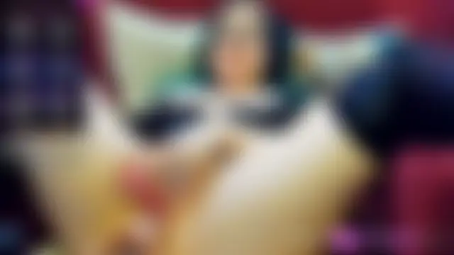 Miss_Troya élő XXX-chatje