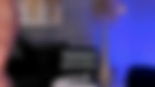 LizzHamilton__ Live chatroom