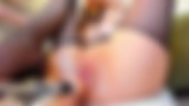 Kardashian____ Chat Room in diretta