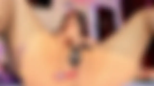 ASTRIDCHAT Live chatroom