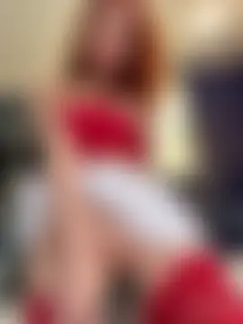 XXX chat uživo modela Haze24Red