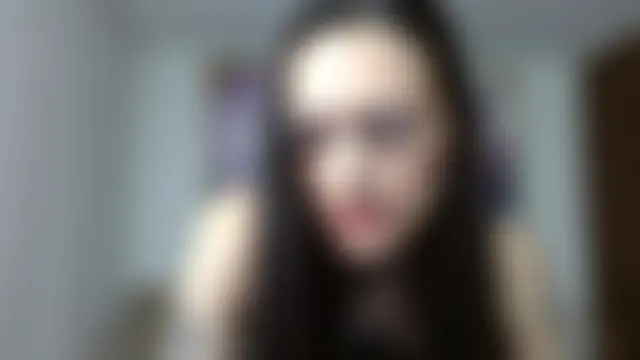 Roxanne_vale লাইভ চ্যাট রুম