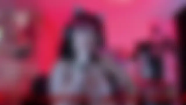 lucyheartfillia11's Webcam Show