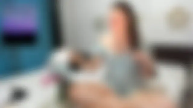 LittleSonya élő chatszobája