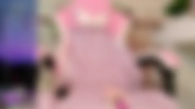 Sala de chat ao vivo de LeonaEviann