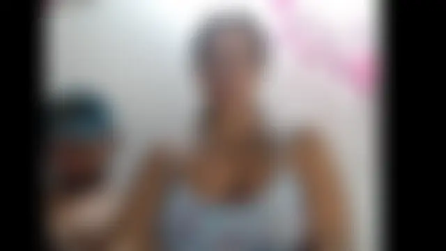 دردشة meghan_travis الجن سية المباشرة