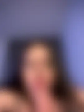 alyabelova Adlı Modelin Canlı Sohbet Odası