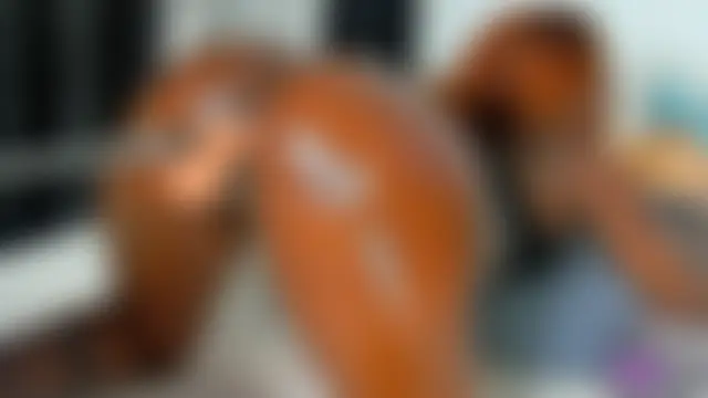 CREAMY_BUBBLEGUM Chat XXX in diretta