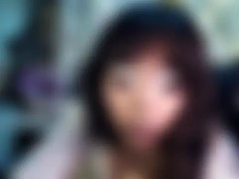 Anaconda2350 Adlı Modelin Canlı Sohbet Odası