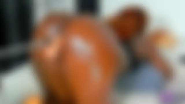 CREAMY_BUBBLEGUM's Live XXX Chat