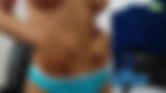 Lili666_ Chat Room in diretta