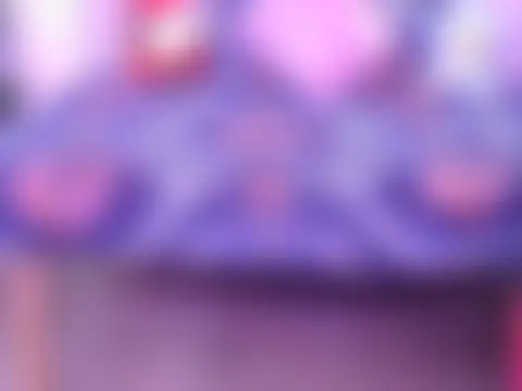 Pokazy przed kamerką – Shinykrishaa