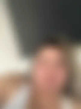 MikyVesela Adlı Modelin Canlı XXX Sohbeti