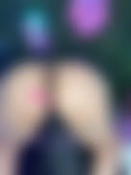 RenaThickAss – Naživo chatovacia miestnosť