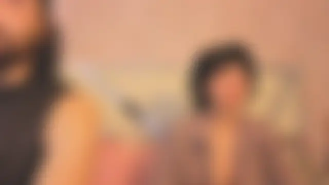 Benny_and_Mark – Naživo chatovacia miestnosť