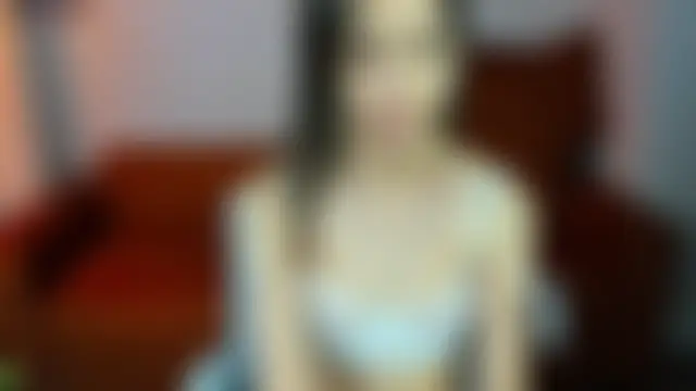 Tiffany-Grace Show in webcam