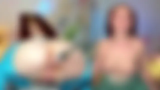 Ur_lil_bb's Webcam Show