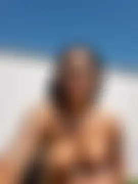 AllanaSquirt লাইভ চ্যাট রুম