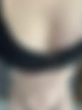 Pokazy przed kamerką – Ackella