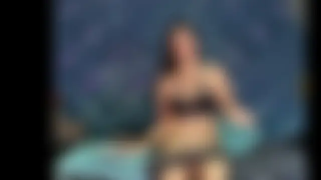 แชท XXX สดของ JuliaSinclair