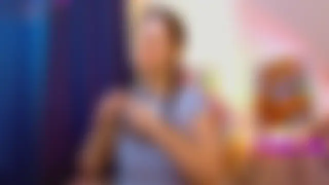 Онлайн чат XXX Ann_mikela